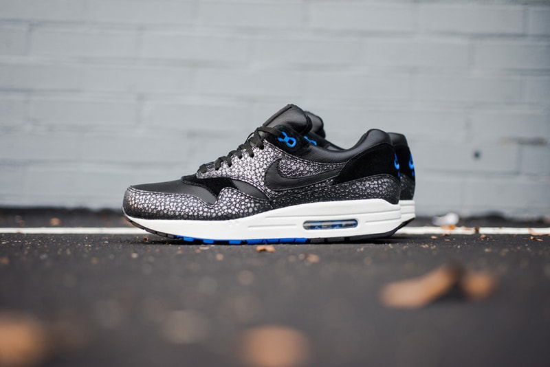 A Closer Look at the Nike Air Max 1 Deluxe "Hyper Cobalt Safari"