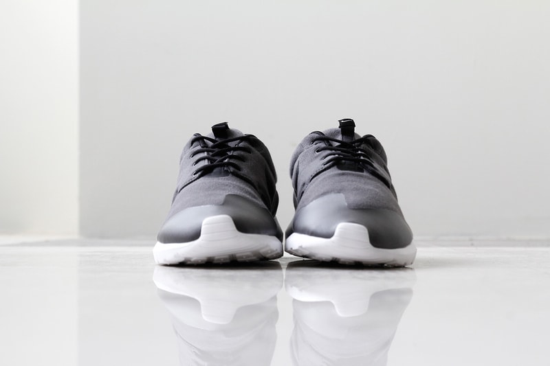 A Closer Look at the Nike Roshe Run NM SP "Fleece" Pack