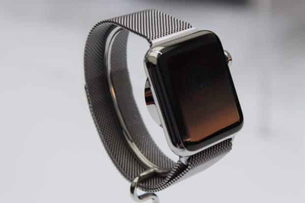 stainless steel apple watch price