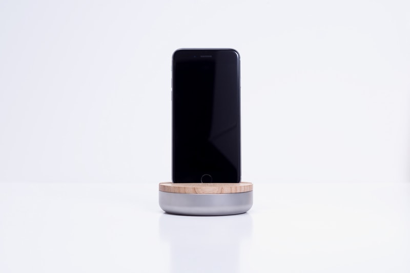 Cambium Dock for iPhone 6