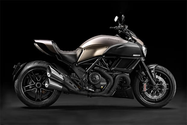Ducati Diavel Titanium Motorcycle Unveiled at EICMA 2014