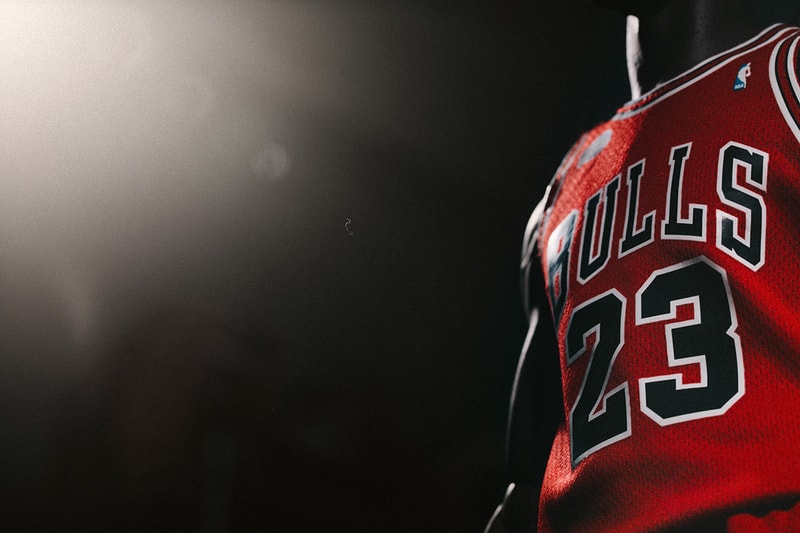 ENTERBAY HD Masterpiece 1/4th Scale Michael Jordan Action Figure