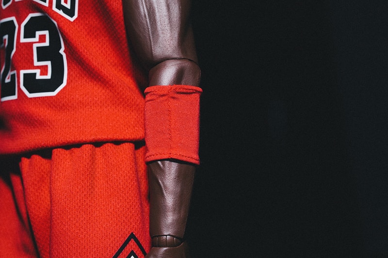 ENTERBAY HD Masterpiece 1/4th Scale Michael Jordan Action Figure