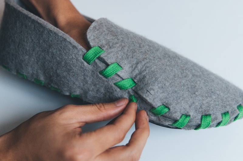 Lasso Flat-Packed Slippers