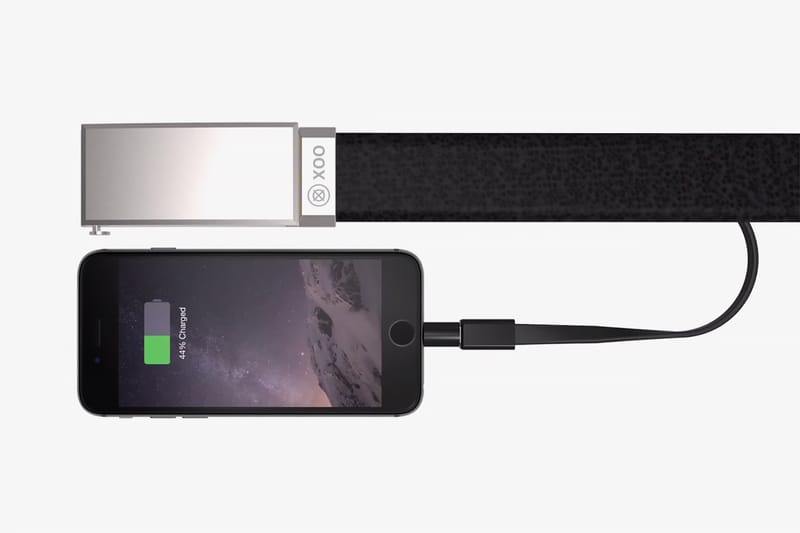 The XOO Belt Lets You Charge Your Phone Anytime, Anywhere