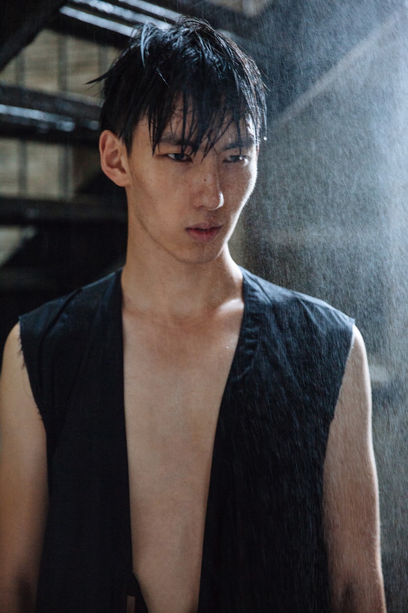 Visual Tales Issue 13 Presents SIKI IM Editorial by Jerry Buttles