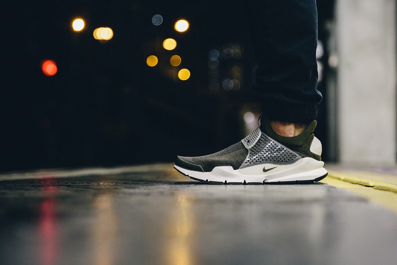A Closer Look at the fragment design x Nike Sock Dart "Dark Loden"
