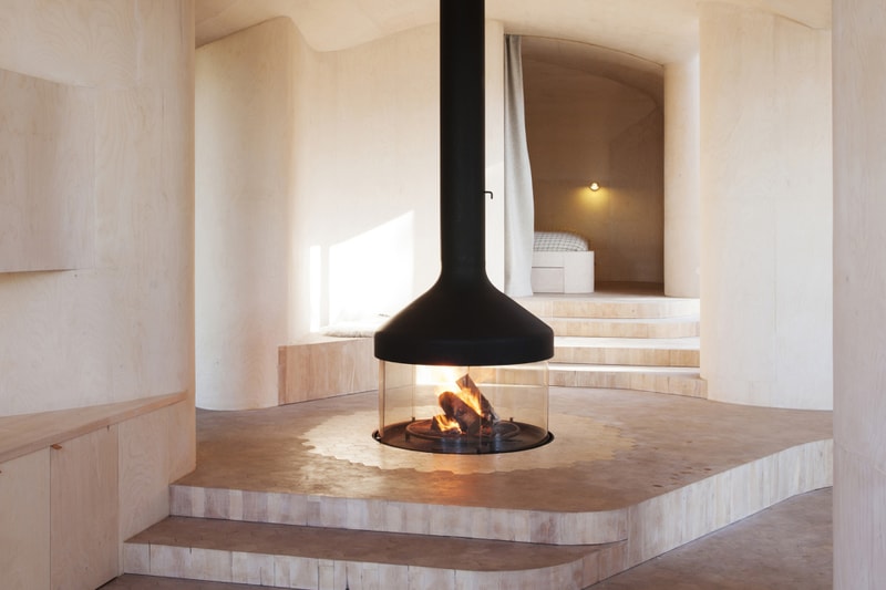 An Inside Look At Atelier Oslo's Contemporary Norwegian Cabin