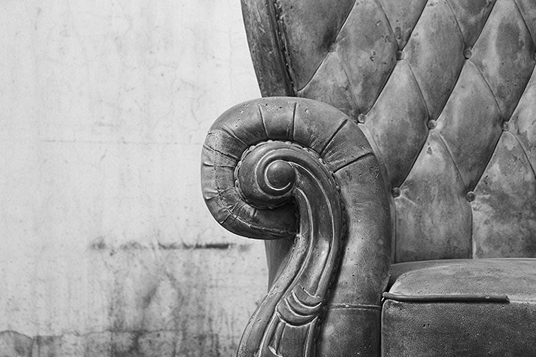 Bentu Design & Guangzhou Academy of Fine Arts Students Create A Concrete Sofa