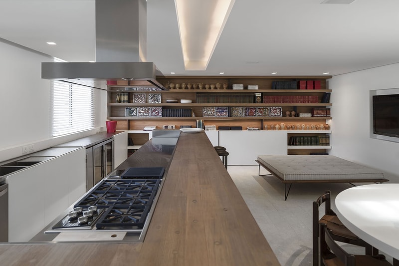 Casa Urca by Studio Arthur Casas 