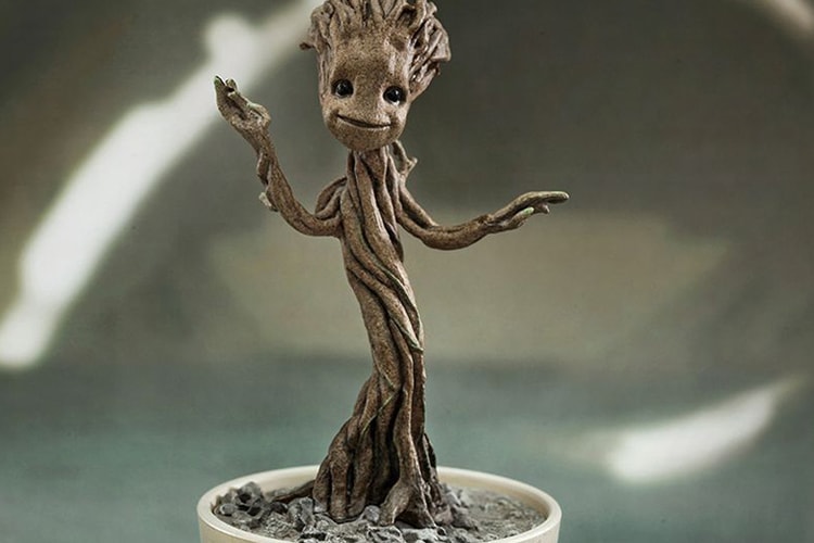 Hot Toys Guardians of the Galaxy "Little Groot" 1/4th Scale Collectible