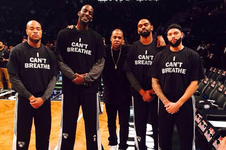 "I Can't Breathe" T-Shirts Criticized for Having Comic Sans Font