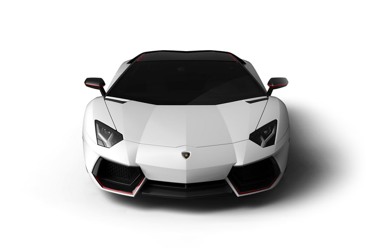 Lamborghini Aventador LP 700-4 “Pirelli Edition"