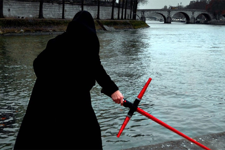 Le FabShop 3D-Printed Custom Crossguard Lightsabers