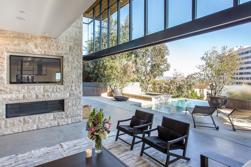 A Look Inside a $7 Million USD Modern Hollywood Hills Home
