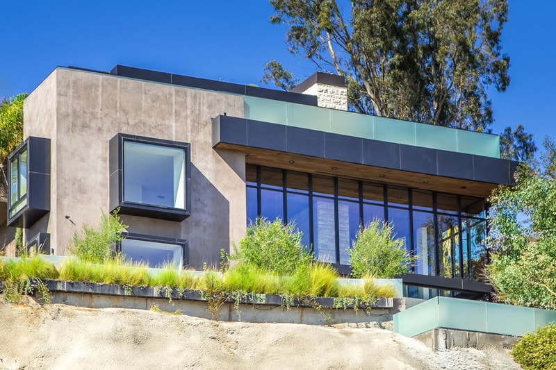 A Look Inside a $7 Million USD Modern Hollywood Hills Home