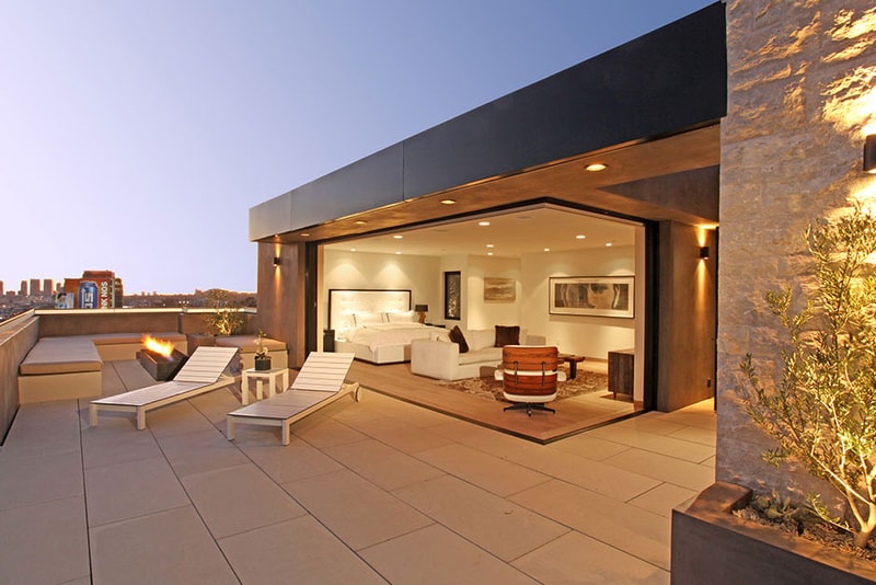 A Look Inside a $7 Million USD Modern Hollywood Hills Home