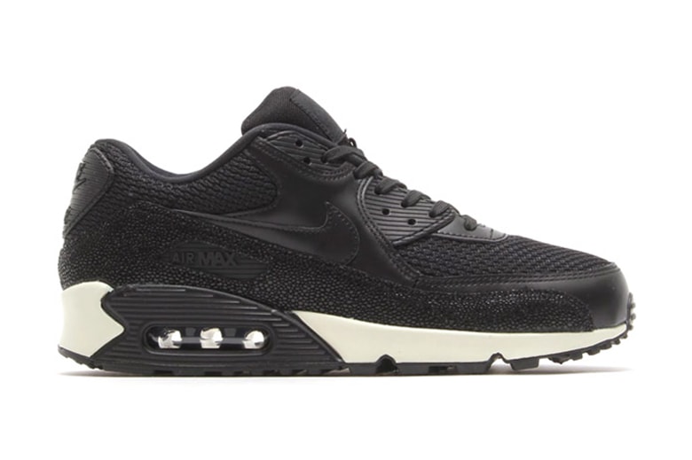 Nike 2014 Holiday "Stingray" Pack