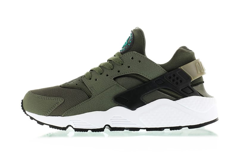 Nike Air Huarache "Iron Green"
