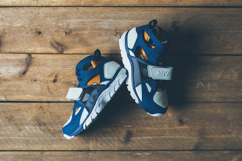 Nike Air Trainer Huarache Premium Midnight Navy/Ginger