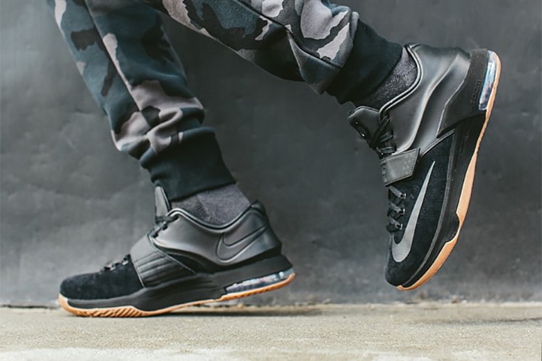 Nike KD7 EXT Black/Gum