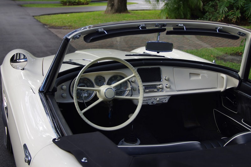 Retrospect: 1957 BMW 507