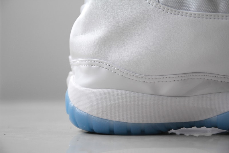 A Closer Look at the Jordan XI Premium Shoe Bag "Legend Blue"