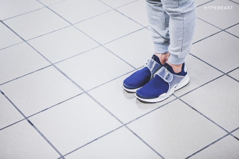 A Closer Look at the fragment design x Nike Sock Dart "Dark Obsidian"