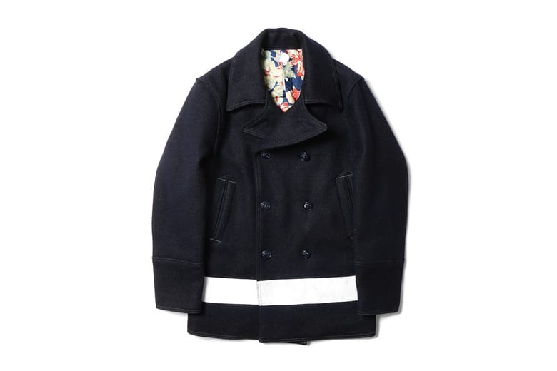 Deluxe 2014 Fall/Winter "Griffin" Pea Coat