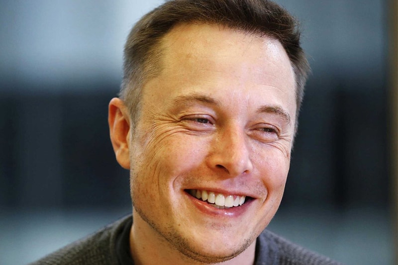 Elon Musk's SpaceX to Reveal Mars Colonial Transporter Later This Year