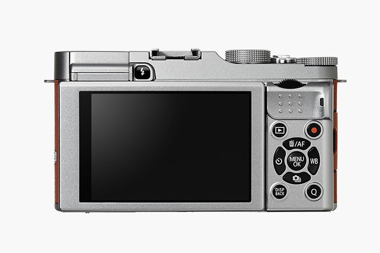Fujifilm Announces the Selfie-Ready X-A2 