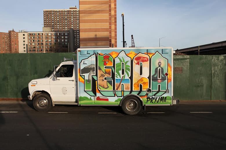 Graffiti Artist to Cross America Painting "Greetings From" Murals