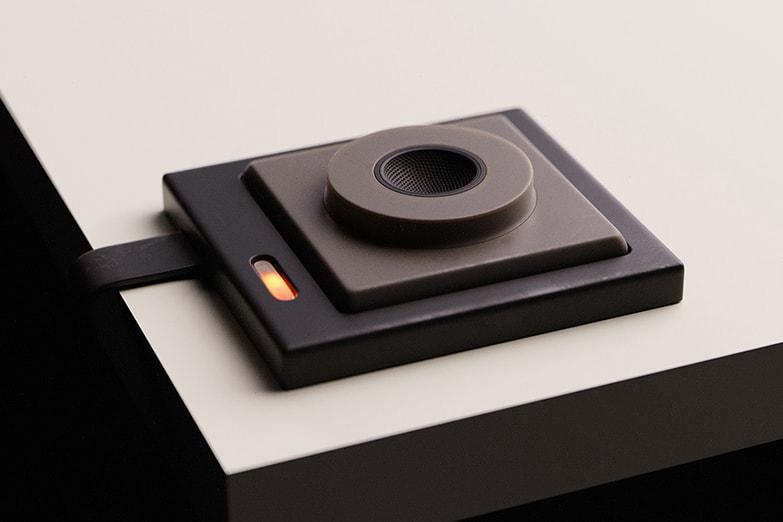 Lapka + Google Project Ara Create Haute Couture Environment Sensors