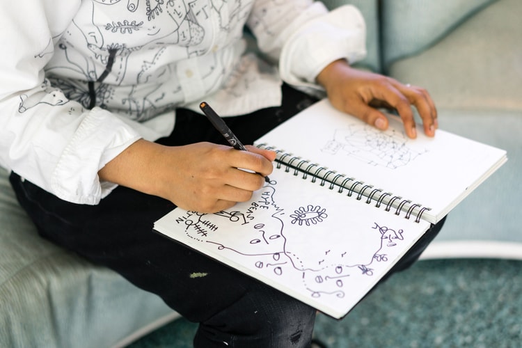 Pen & Paper: Shantell Martin