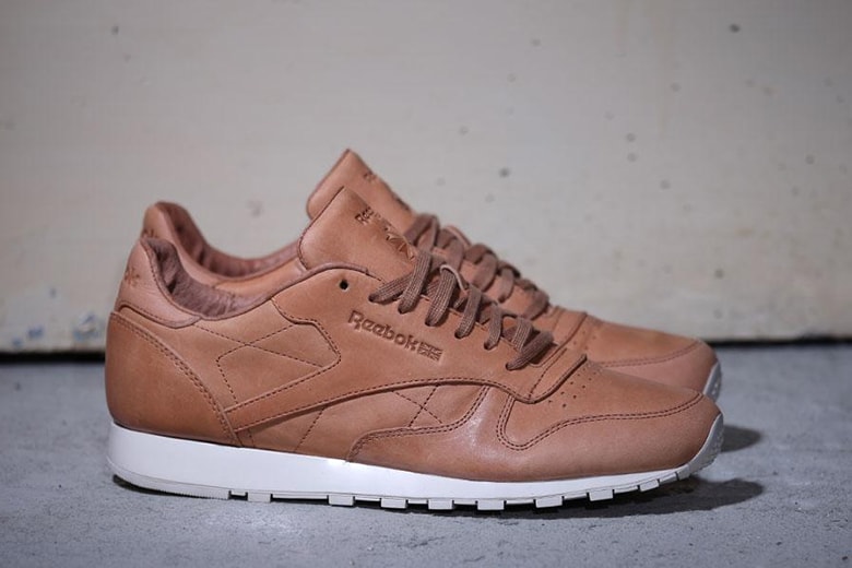 Bedstefar Sinewi Lave Reebok Classic Leather Lux Horween "Natural/Moon White" | Hypebeast