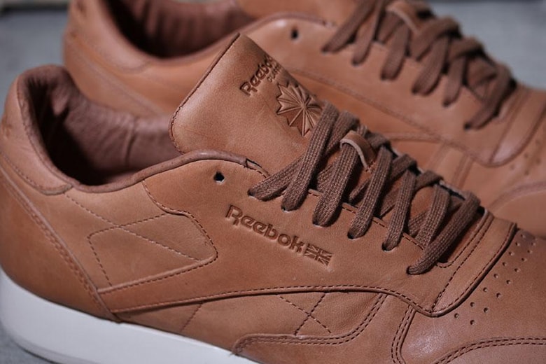 Reebok Classic Leather Lux Horween "Natural/Moon White"