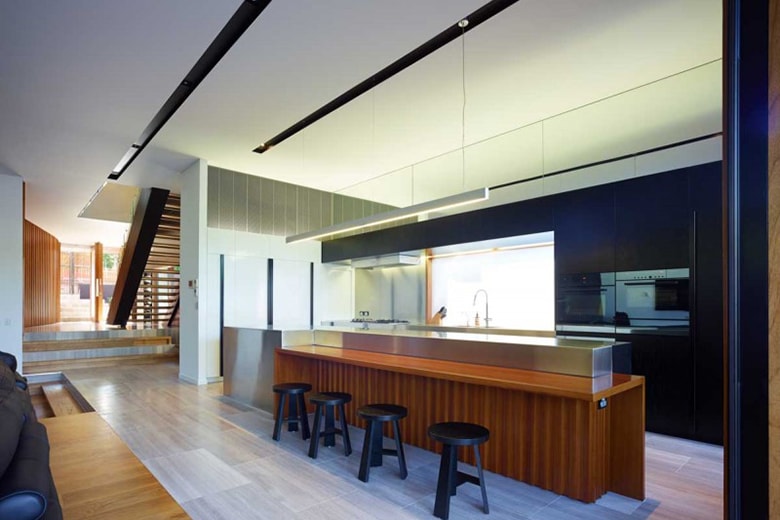 The Palissandro House Made From Rosewood by Shaun Lockyer Architects