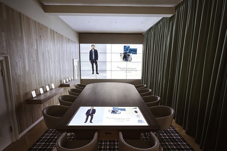 Tommy Hilfiger Experiments with Digital Showrooms