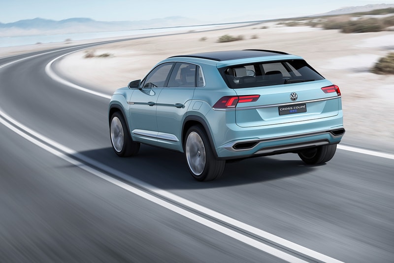 Volkswagen Cross Coupe GTE Concept