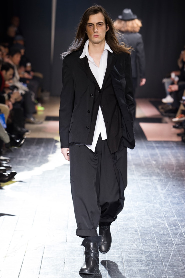 Yohji Yamamoto 2015 Fall/Winter Collection