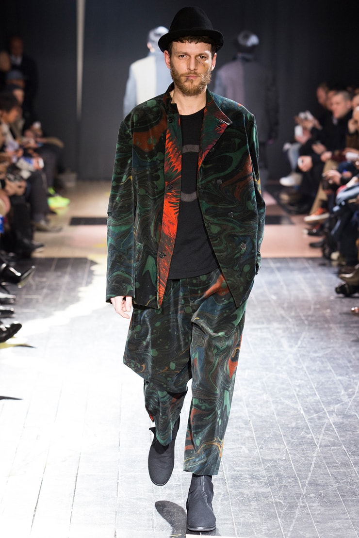 Yohji Yamamoto 2015 Fall/Winter Collection
