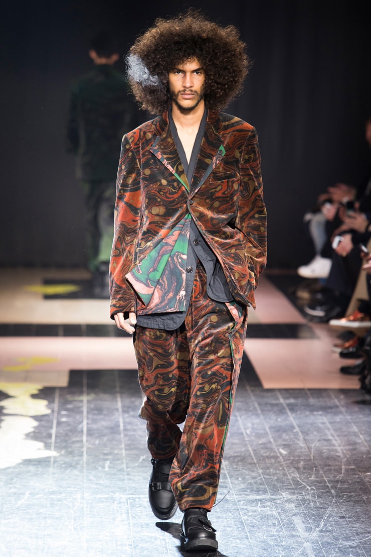 Yohji Yamamoto 2015 Fall/Winter Collection