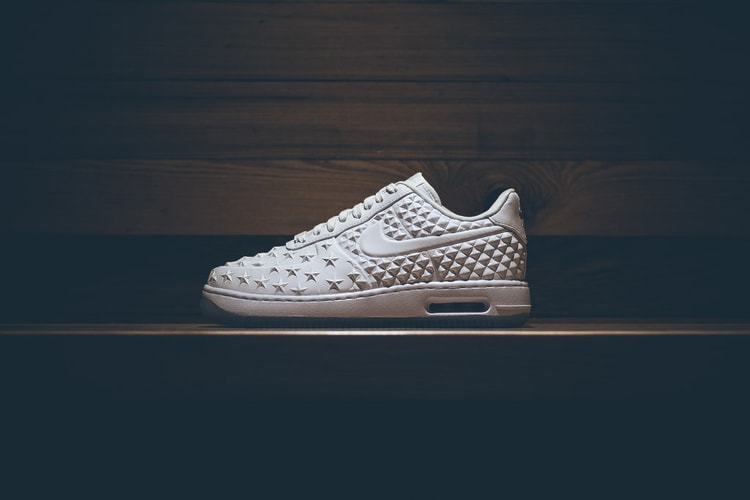 A Closer Look at the Nike Air Force 1 Elite QS White/Chrome