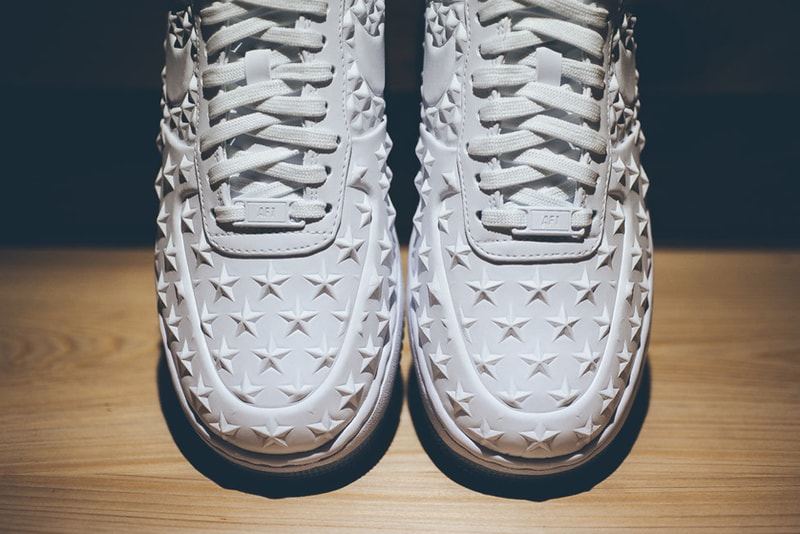 A Closer Look at the Nike Air Force 1 Elite QS White/Chrome