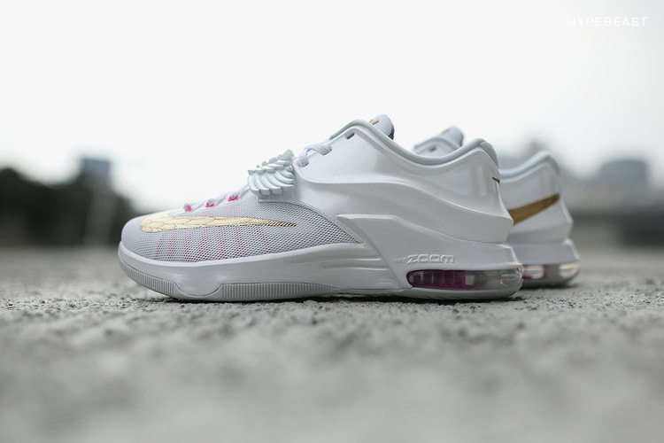 A Closer Look at the Nike KD7 "Aunt Pearl"