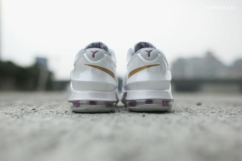A Closer Look at the Nike KD7 "Aunt Pearl"