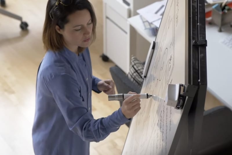 Equil Smartmarker Makes Whiteboard Notes Digital