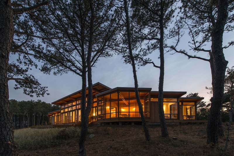 Hammer Architect's Massachusetts Long Dune Residence
