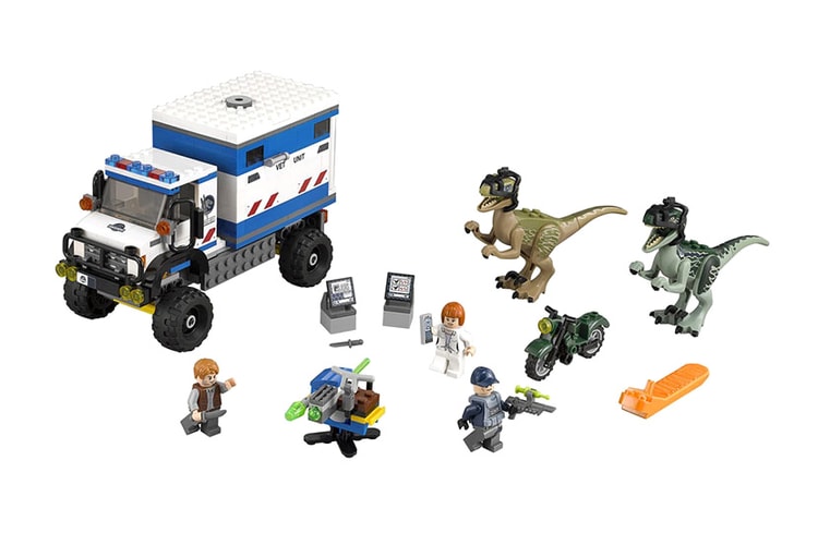 LEGO Jurassic World Toy Set