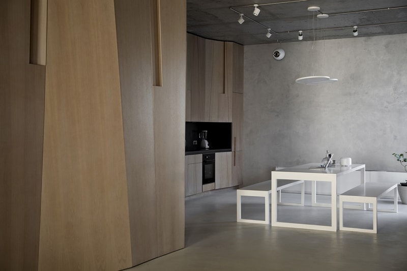 Spacious Japanese-Inspired Moscow Apartment by Architects M17